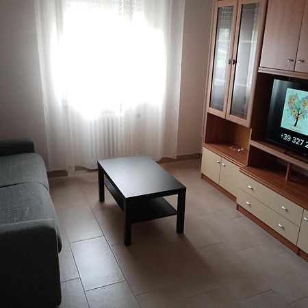 "Casa Sofia" Appartamento Raffalda Zona Clinica Пиаченца Екстериор снимка