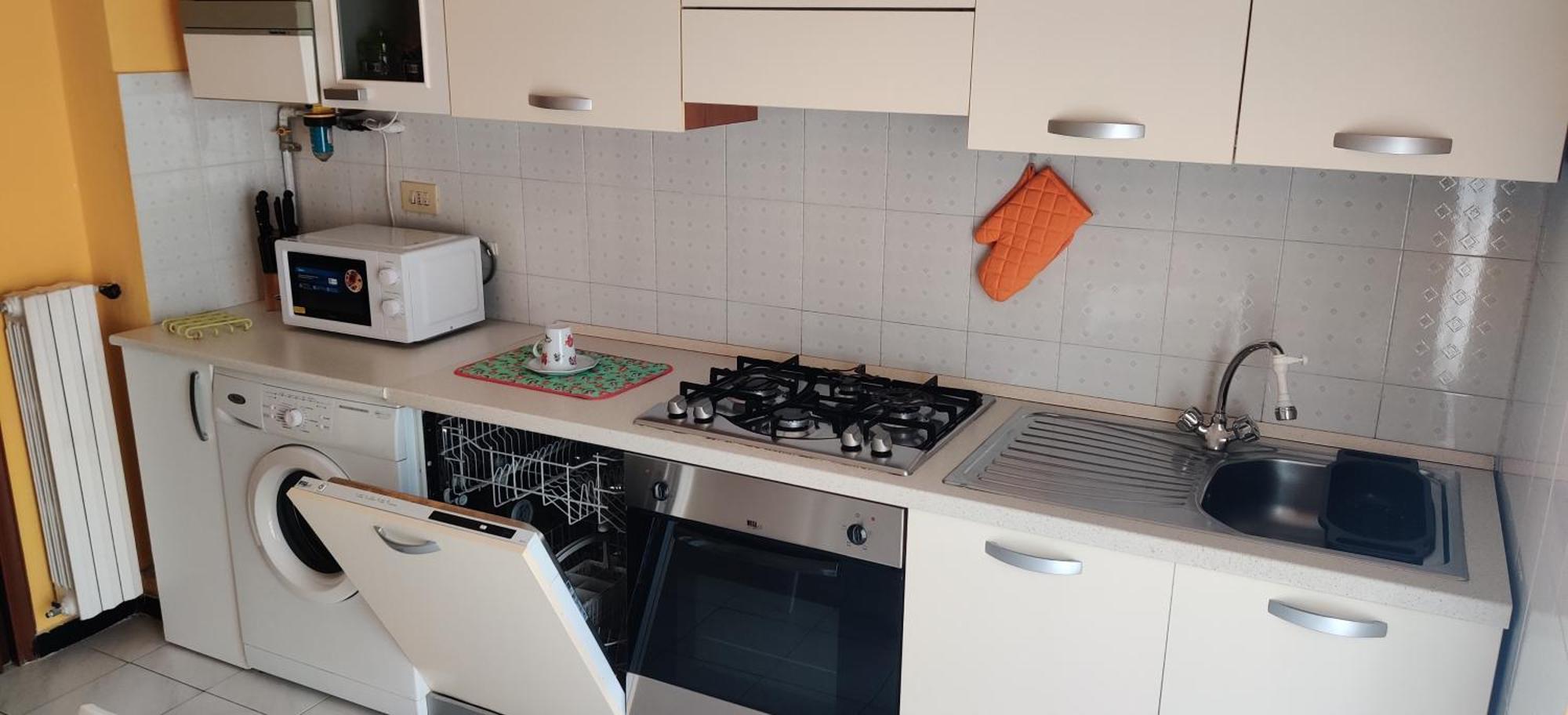 "Casa Sofia" Appartamento Raffalda Zona Clinica Пиаченца Екстериор снимка
