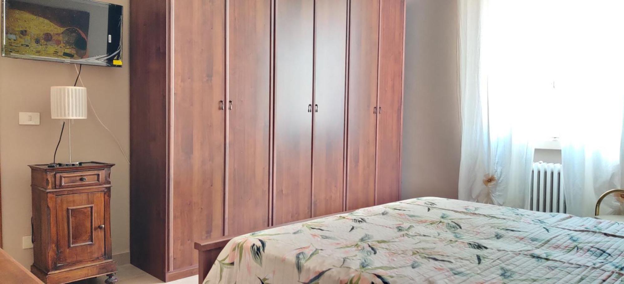 "Casa Sofia" Appartamento Raffalda Zona Clinica Пиаченца Екстериор снимка