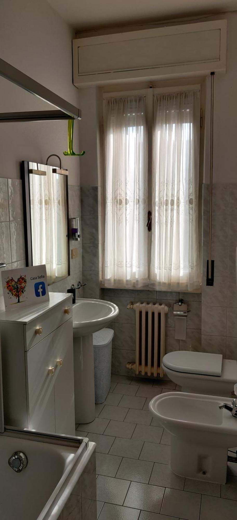 "Casa Sofia" Appartamento Raffalda Zona Clinica Пиаченца Екстериор снимка